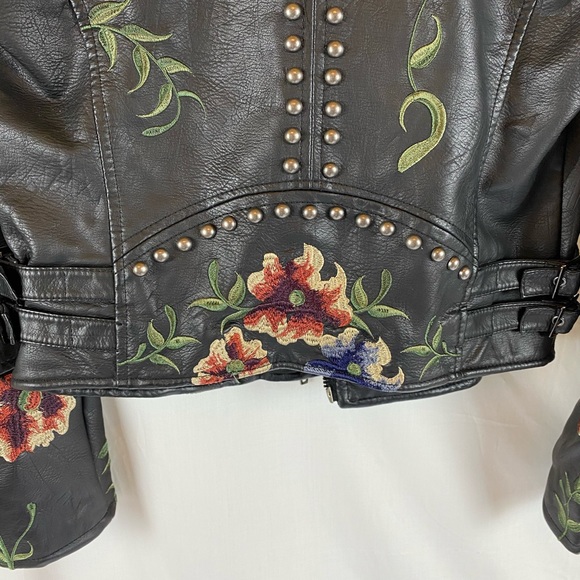 BLANK NYC Embroidered Floral Moto Jacket - Picture 5 of 10